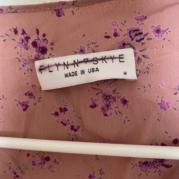 Tie up crop - Picture 5 of 7